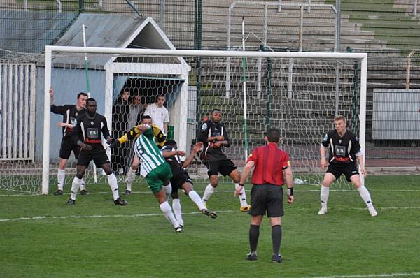 RED STAR FC 93 - AVION