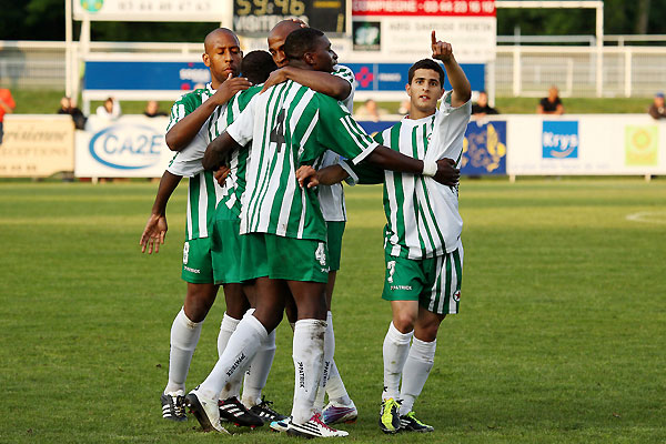 COMPIEGNE - RED STAR FC 93