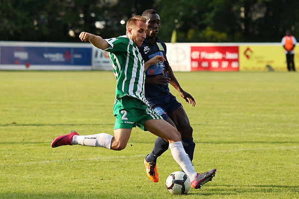 COMPIEGNE - RED STAR FC 93