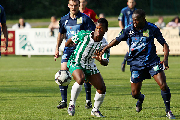COMPIEGNE - RED STAR FC 93