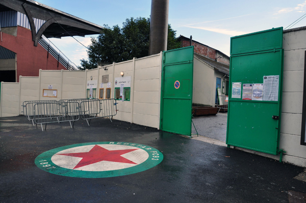 RED STAR FC 93 - FREJUS-SAINT-RAPHAEL