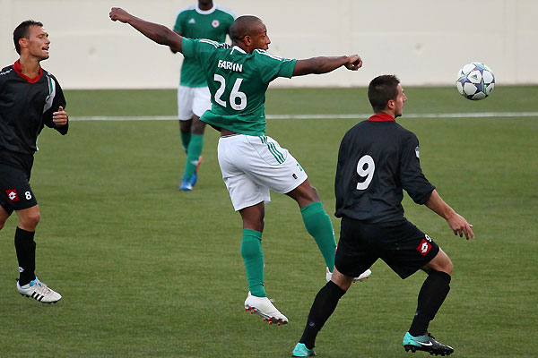 RED STAR FC 93 - FREJUS-SAINT-RAPHAEL