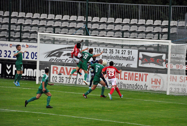 ROUEN - RED STAR FC 93