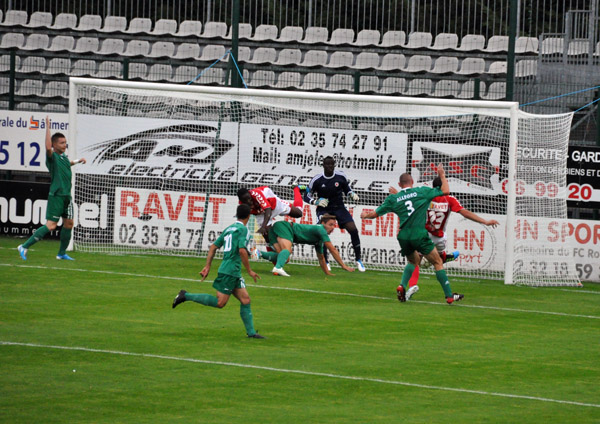 ROUEN - RED STAR FC 93