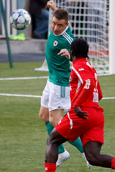 RED STAR FC 93 - NIMES