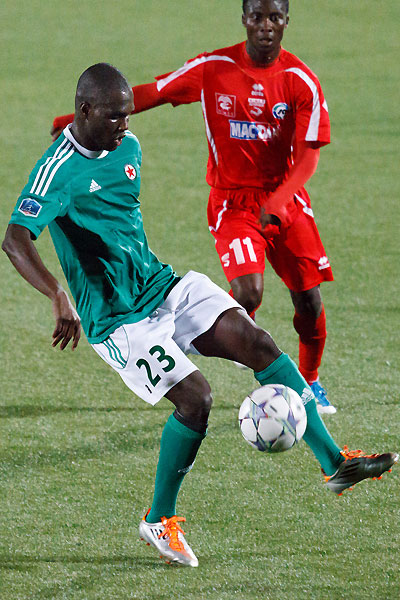 RED STAR FC 93 - NIMES
