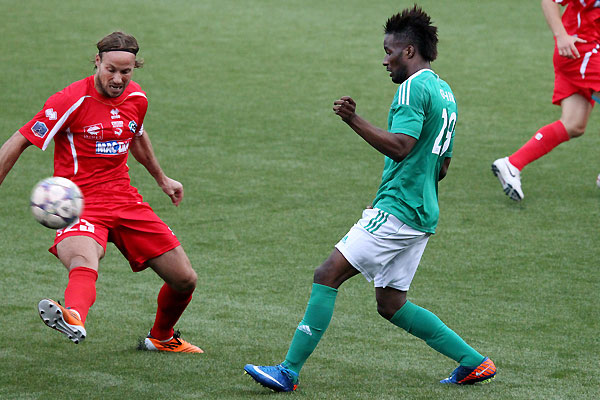 RED STAR FC 93 - NIMES