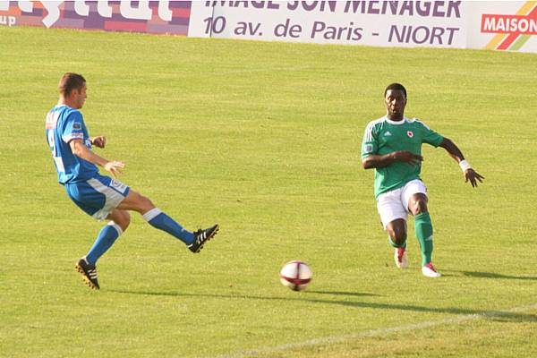 NIORT - RED STAR FC 93