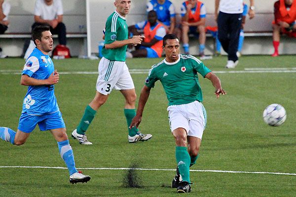 RED STAR FC 93 - BAYONNE