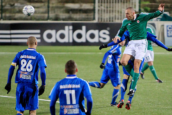 RED STAR FC 93 - LE POIRE-SUR-VIE