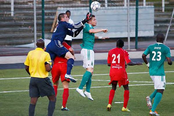 Jean-Christophe Bouet, absent pour blessure depuis le match aller face  Besanon effectuera-t-il son retour ce samedi ?  Jacques Martin