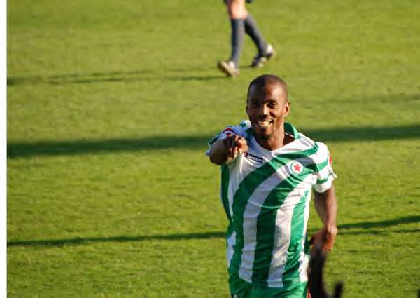 Le buteur du jour Miguel Isidro de Pina offre la victoire au Red Star