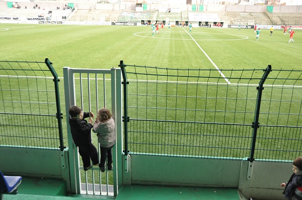 Plus dun sicle de football dans ce stade  GT Valck