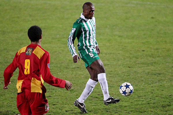 Bertrand Abissonono, le capitaine de la saison dernire, bless depuis plusieurs mois, ne devrait pas tre conserv  Jacques Martin