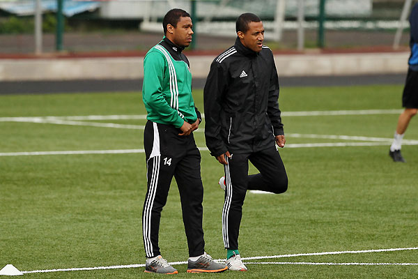 Vincent Doukantie et Steve Marlet � la t�te du Red Star Football Club � Jacques Martin