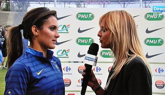 Louisa Necib, interview�e apr�s le succ�s de la France face au Japon 2-0 <br>� G�rard Valck