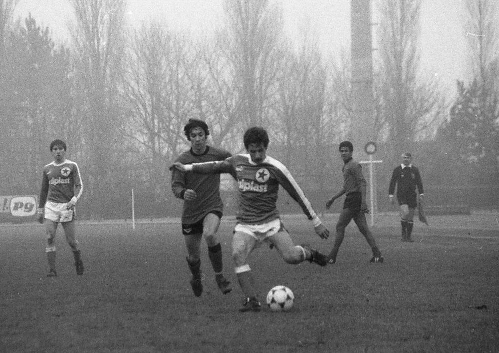 BOULOGNE - RED STAR