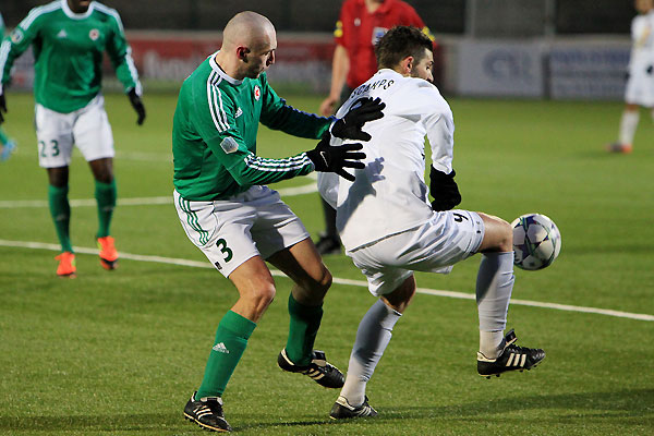 RED STAR FC 93 - MARTIGUES