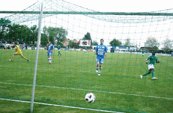 LE POIRE-SUR-VIE - RED STAR FC 93