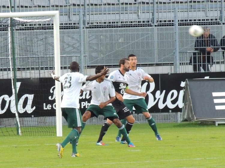 VANNES - RED STAR