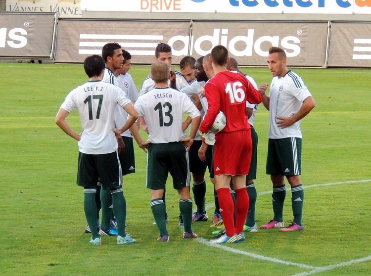 VANNES - RED STAR
