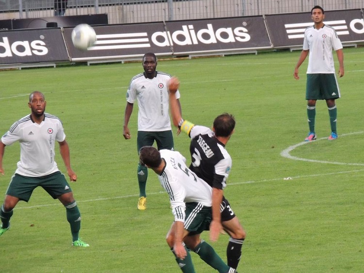 VANNES - RED STAR