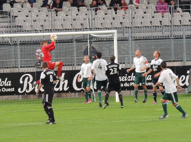 VANNES - RED STAR