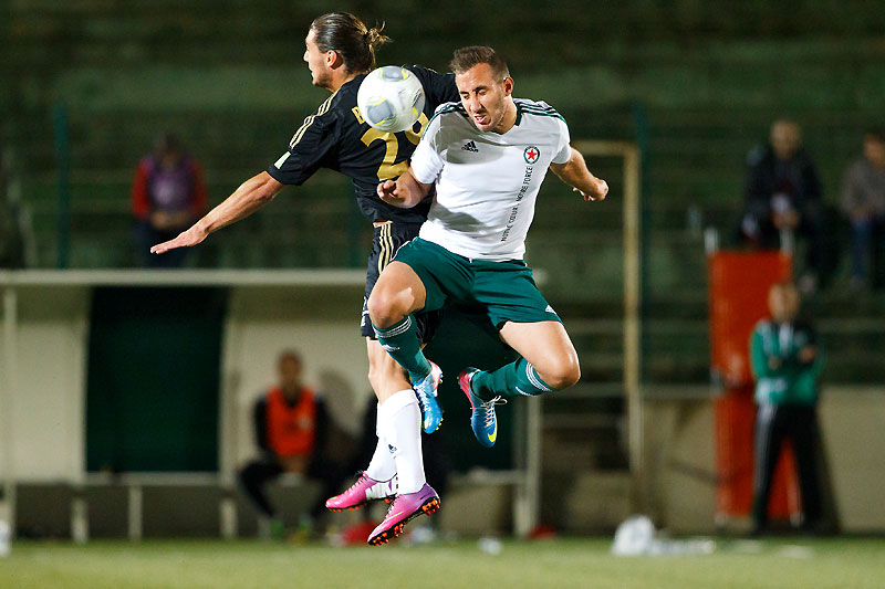 RED STAR - AMIENS