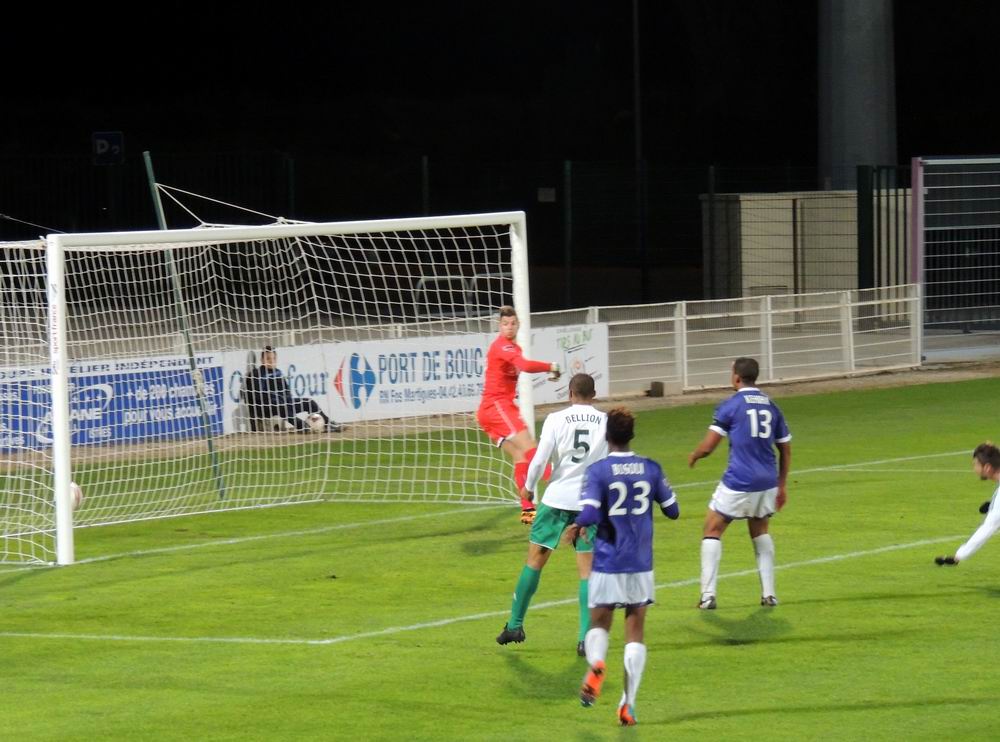 ISTRES - RED STAR