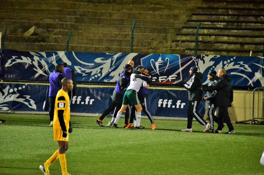 RED STAR - MARSEILLE CONSOLAT