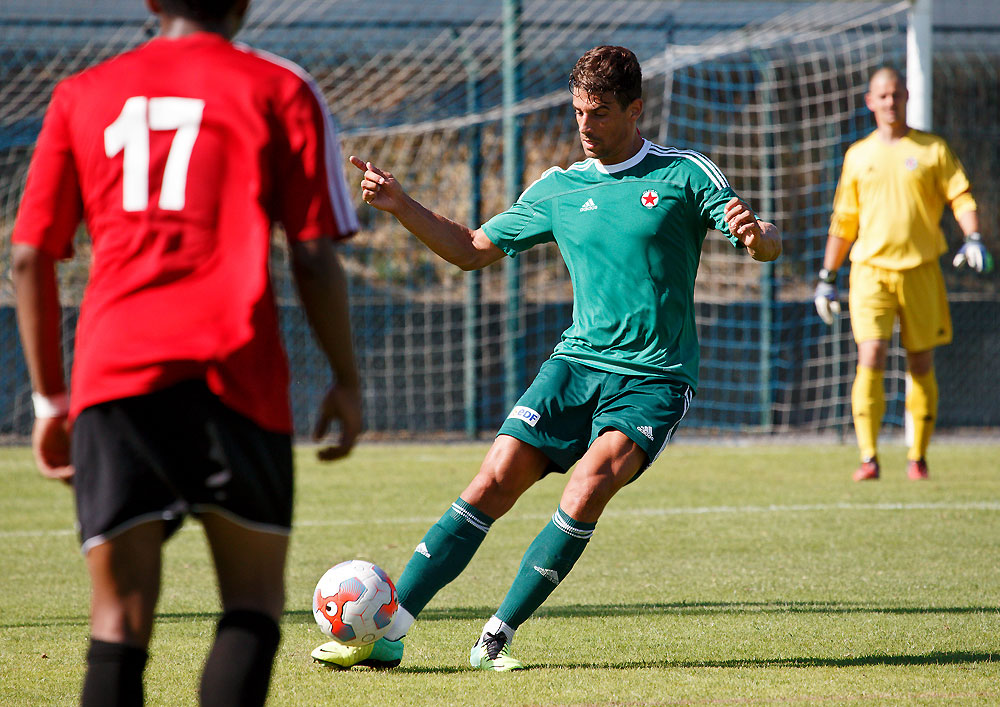 RED STAR - FOOT BREIZH ACADEMIE