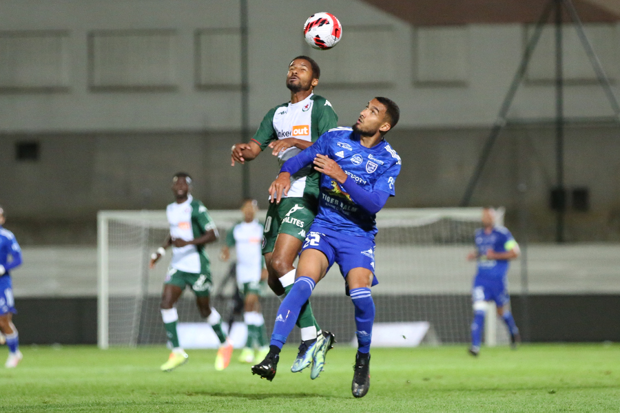 RED STAR - FC VILLEFRANCHE BEAUJOLAIS