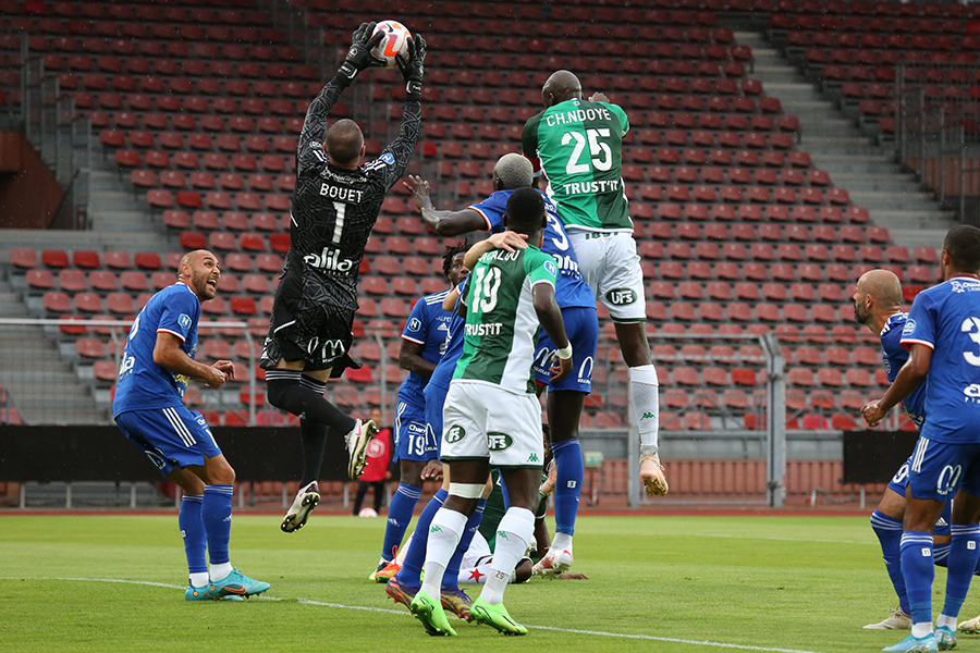 RED STAR - FC VILLEFRANCHE BEAUJOLAIS