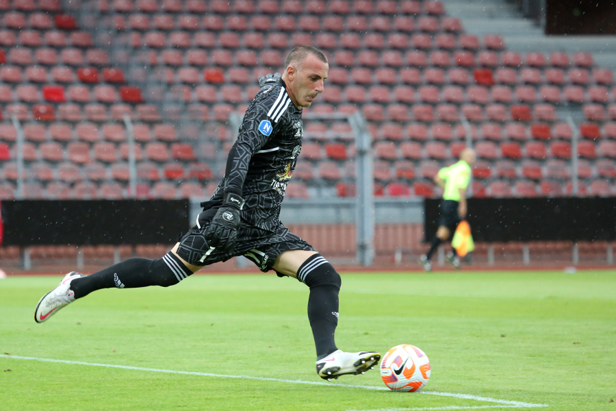 RED STAR - FC VILLEFRANCHE BEAUJOLAIS