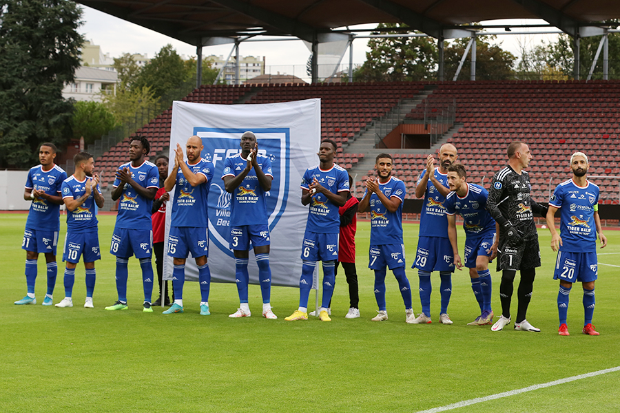 RED STAR - FC VILLEFRANCHE BEAUJOLAIS