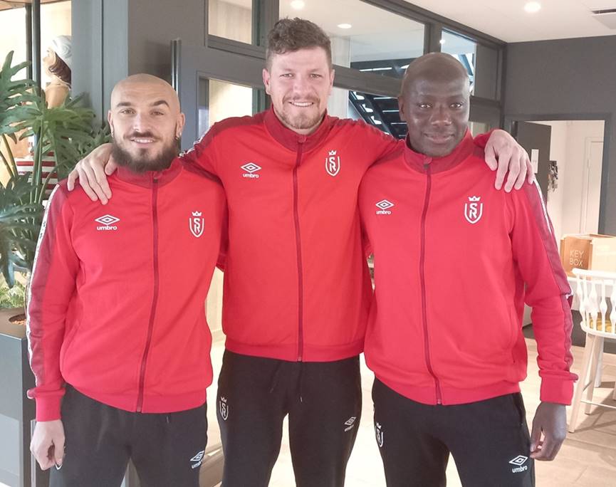 Trois anciens du Red Star, aujourd’hui au Stade de Reims : Teddy Teuma, Ludovic Butelle et Samba Diawara (entraîneur-Adjoint) © Philippe Le Brech