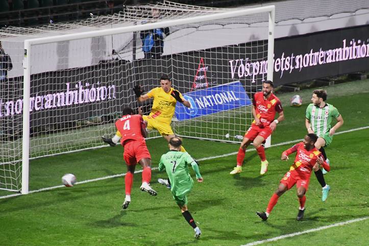 Damien Durand (7) rifles home Red Stars' second goal last Friday evening