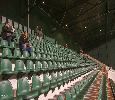 PLUS DE 100 ANS ENTRE LES DEUX TRIBUNES, LE STADE EFFECTUE SA REVOLUTION