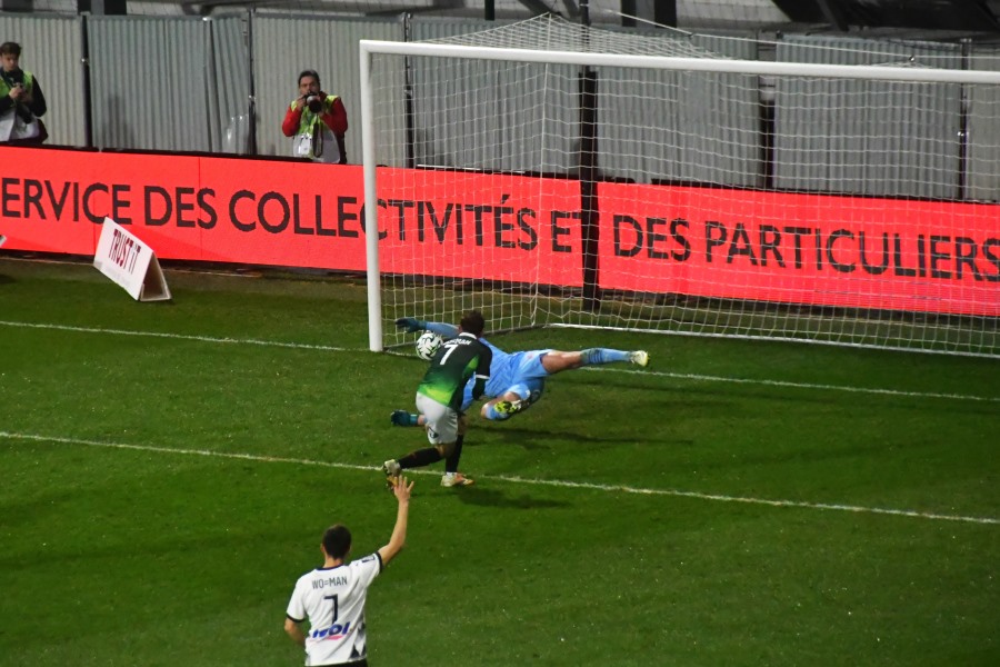 RED STAR - AMIENS