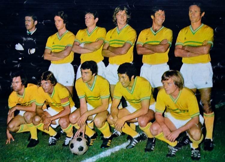 Gardien dans les deux clubs, Jean-Michel Fouché, sur cette photo du FC Nantes, on reconnaît Georges Eo, le second accroupi en partant de la droite